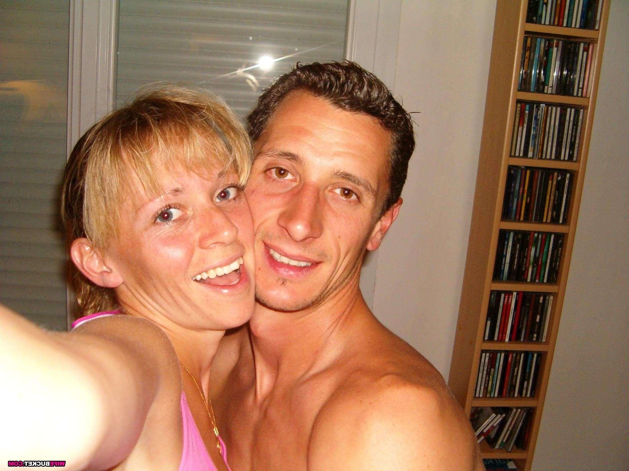 16P Amateur bride sucks cock on her honeymoon