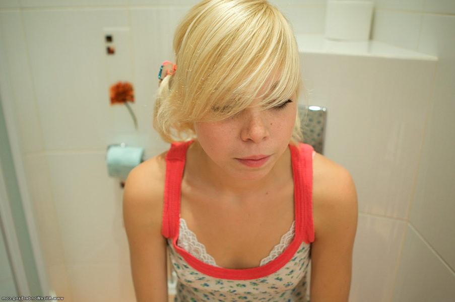 17P Gorgeous skinny blonde teenie dildoing herself in the toilet
