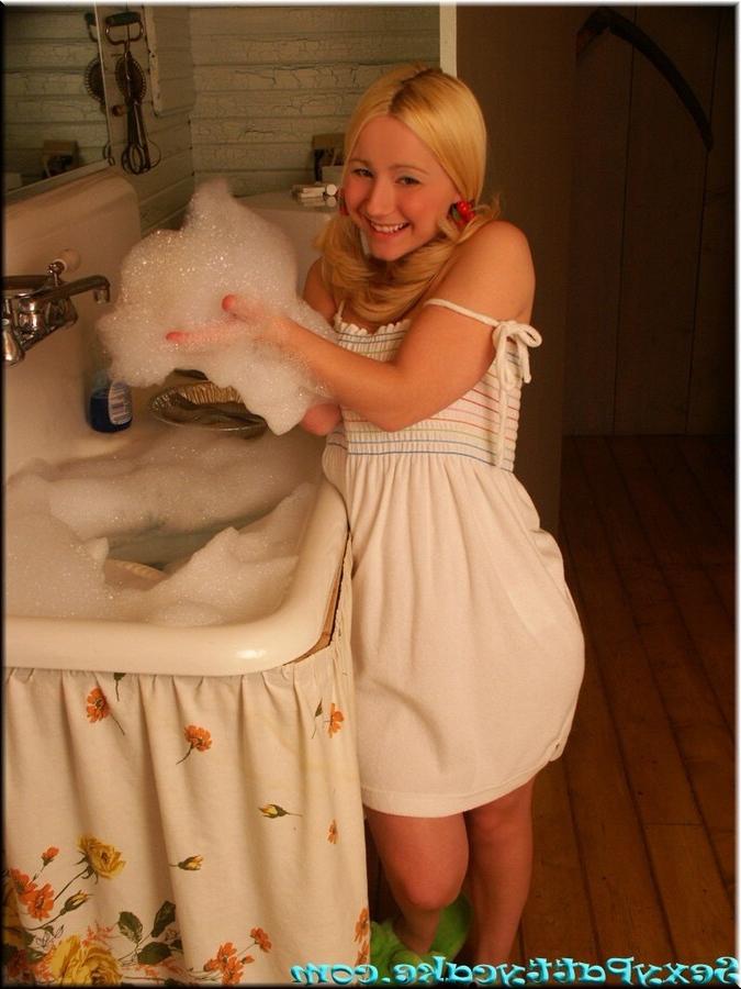 15P Pattycake pulls down panties and sits on toilet