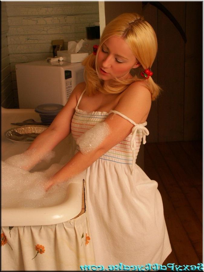 15P Pattycake pulls down panties and sits on toilet