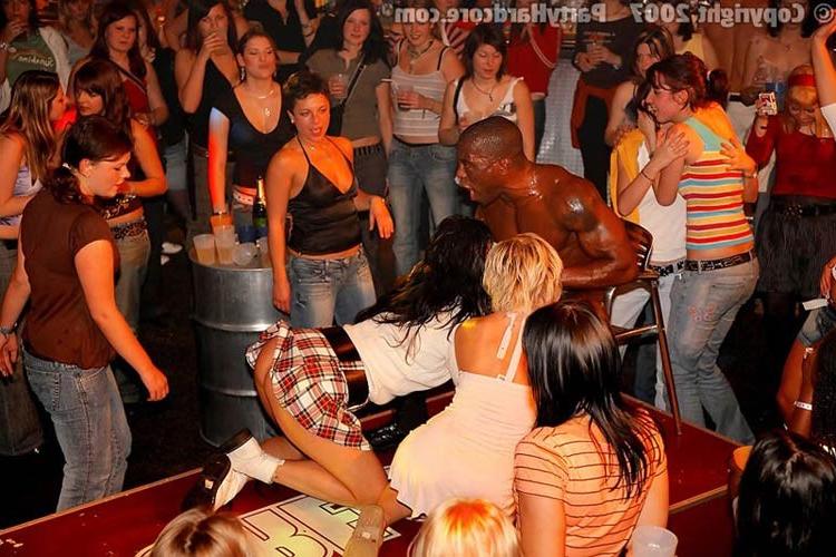 15P Nasty hardcore party with horny amateur chicks sucking