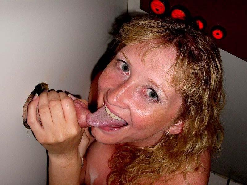 18P Blonde blows huge loads in gloryhole