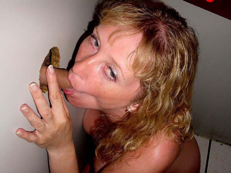 18P Blonde blows huge loads in gloryhole