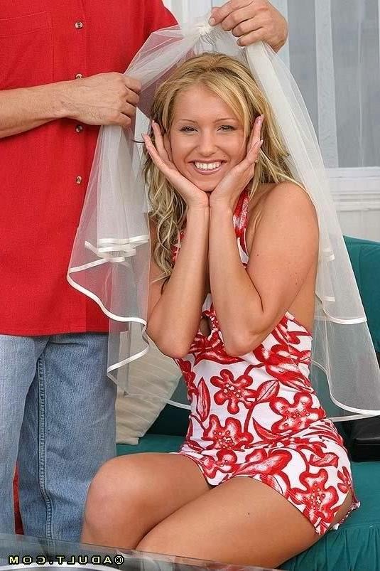 16P Dirty blonde bride giving blowjob and fucking