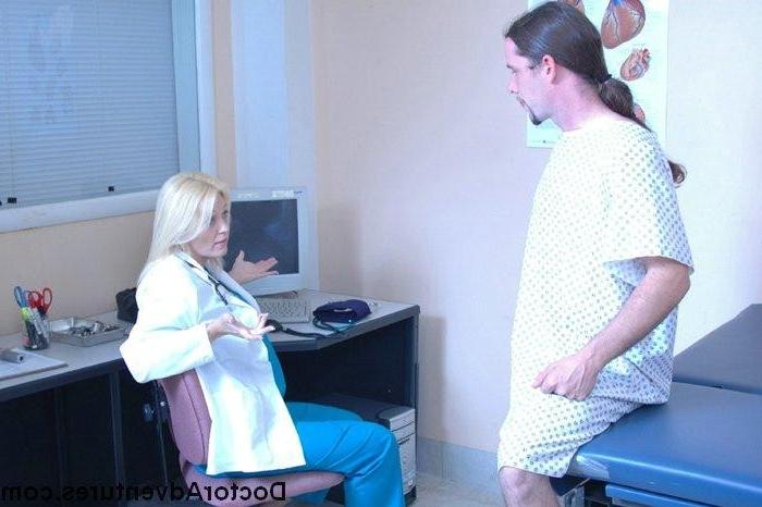 16P Dirty big breasted nurse gets her juicy pussy licked and banged