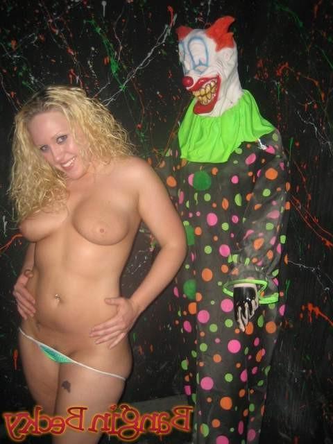 15P Plump blonde teen gets naked in halloween gallery