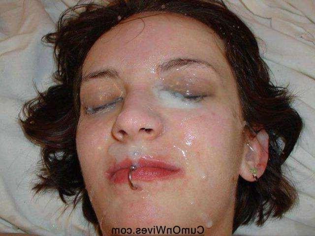 15P Sexy Housewives Swallowing Loads of Creamy Jizz