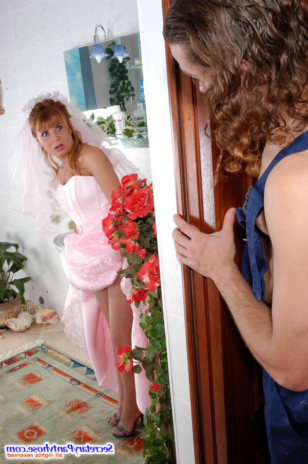 13P Alice and Mike kinky office pantyhosers