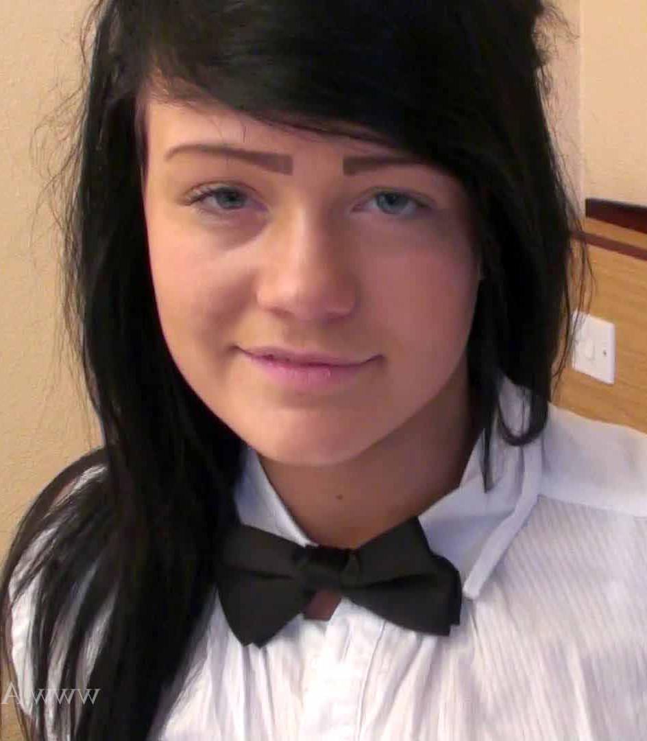 12P British Cutest Emo Teen Swallowing Model