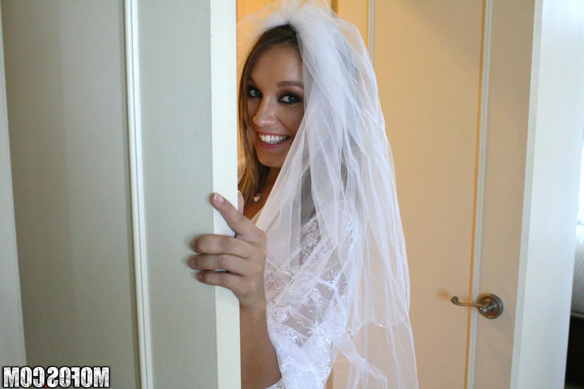 15P Naughty bride Stacey Hopkins rides the grooms dick