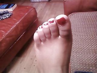 25P Beautiful feet
