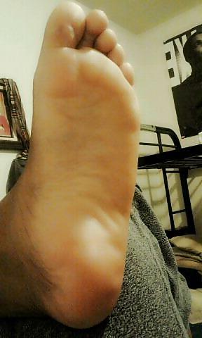 25P Beautiful feet