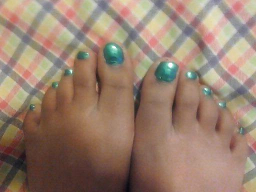 25P Beautiful feet