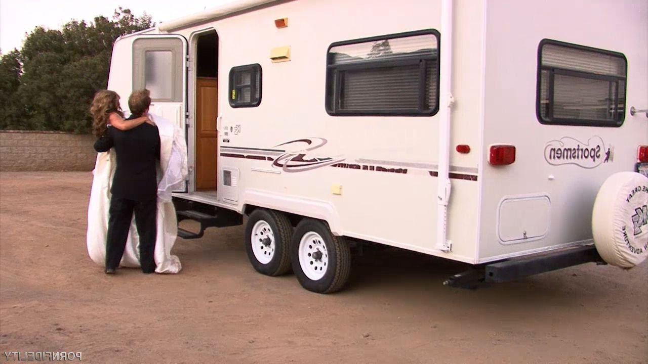 16P New bride Shayla Levoux banged in her new home