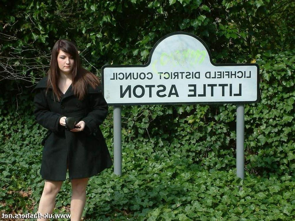 15P Girl next door Dolly in public flashing madness by busy british roads