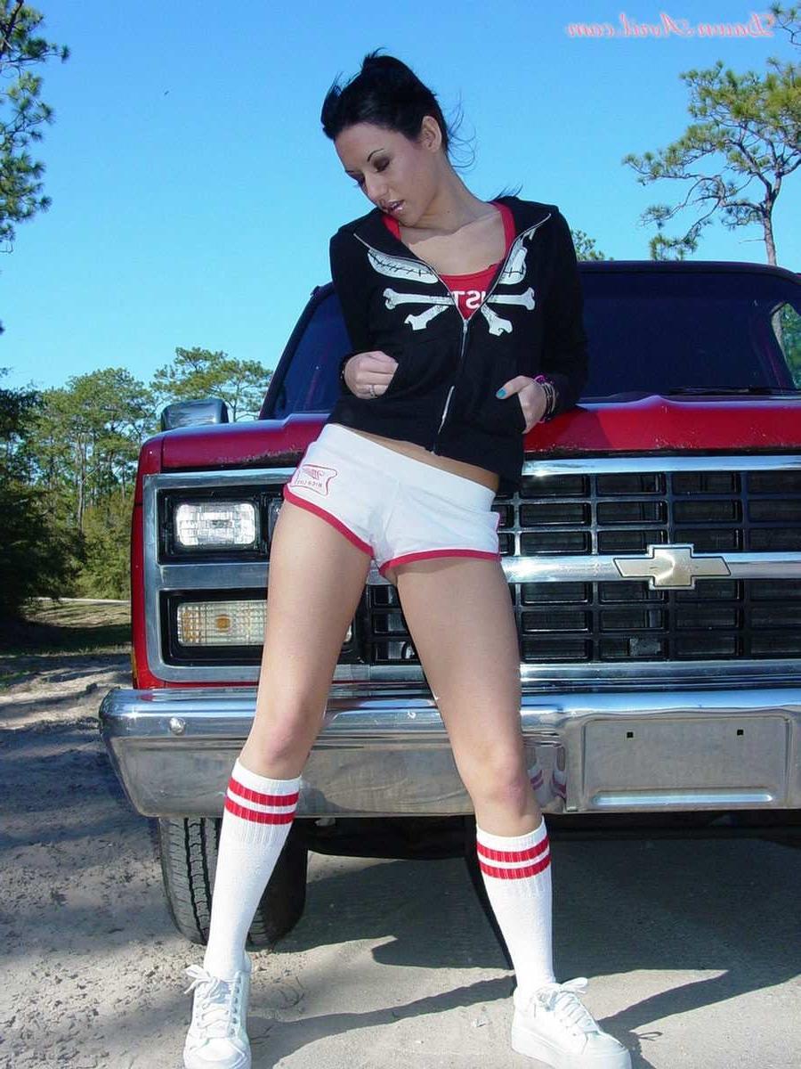 16P Chick in socks and booty shorts
