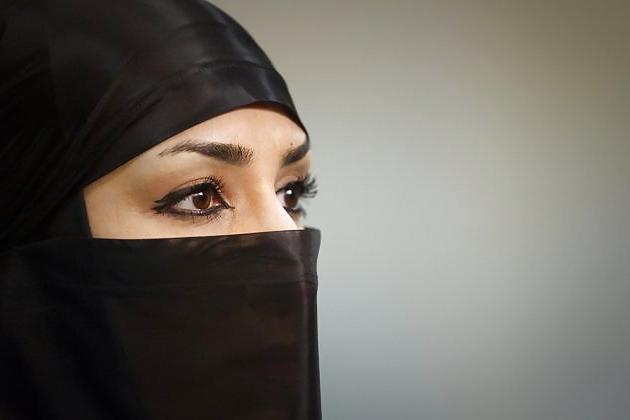 6P Iran's Female Ninjas