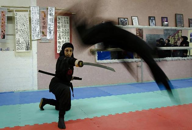 6P Iran's Female Ninjas