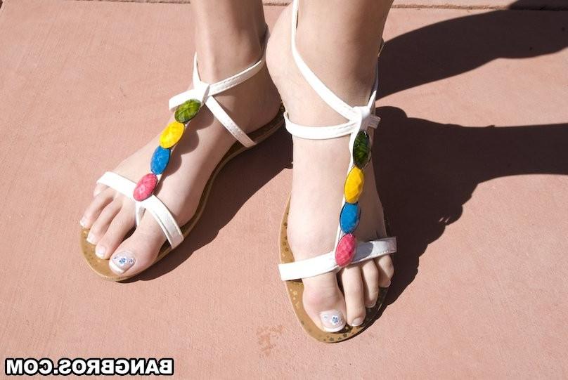 16P Danica Dillan knows how to use her feet on a cock