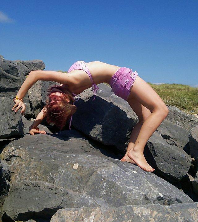25P Facebook: Cute blonde teen Karolina