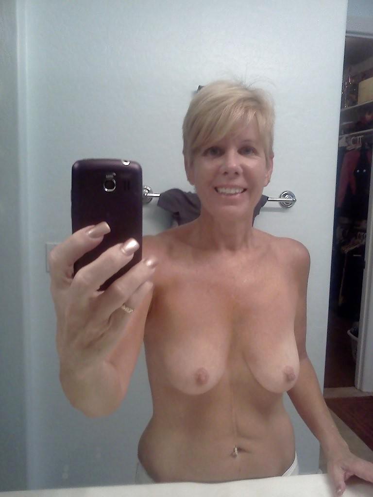 25P Mom what you doing with my phone