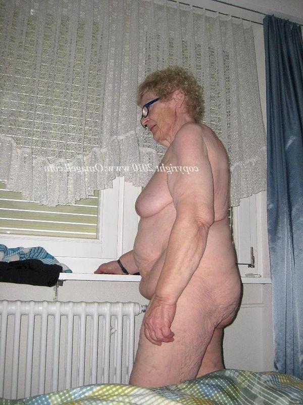 14P wrinkled old grandmothers