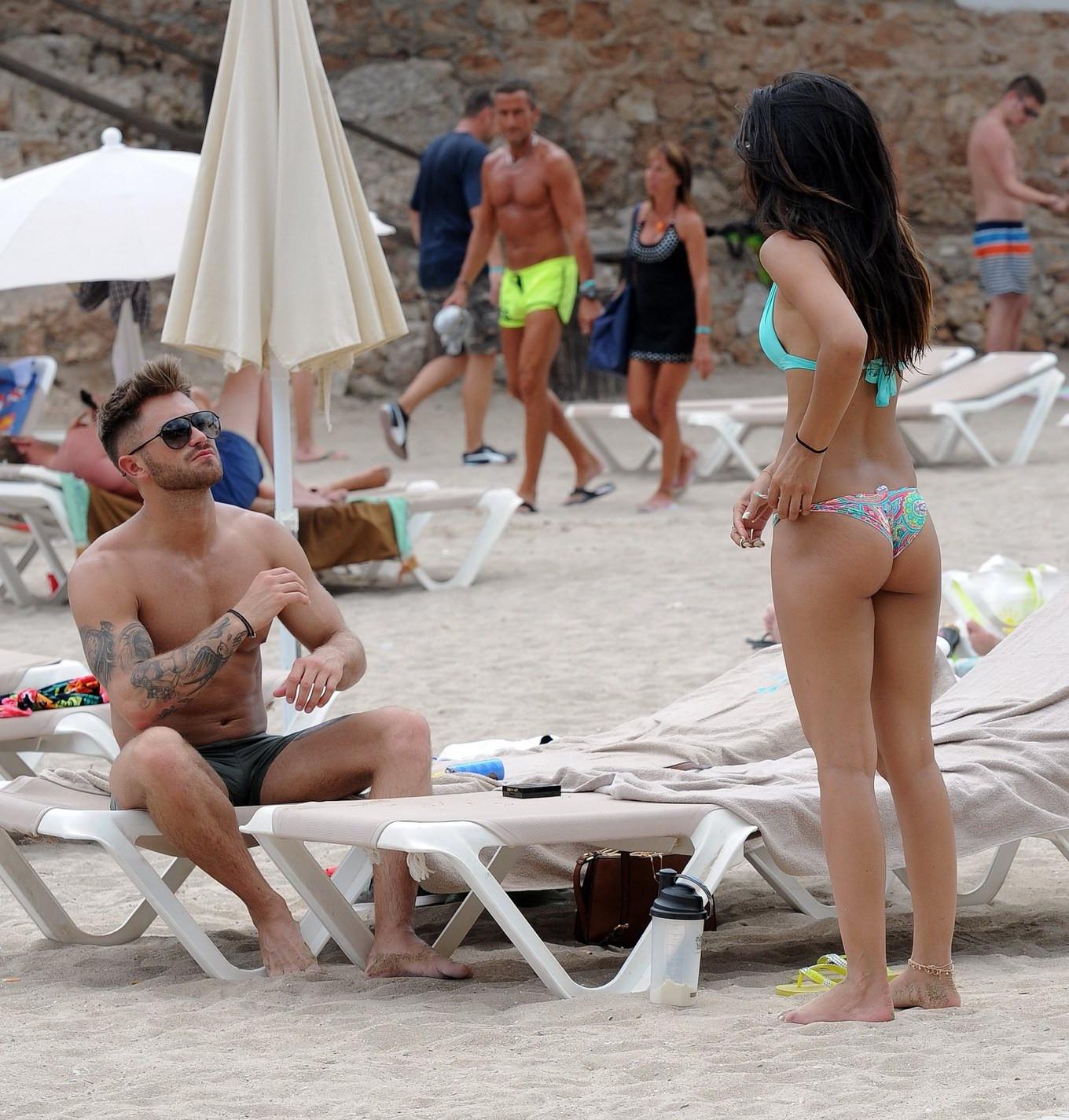 14P Jasmin Walia showing her big boobs and juicy bikini ass