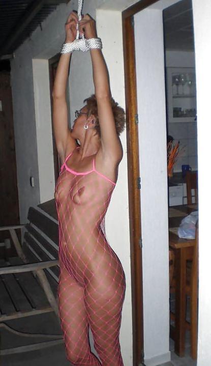 25P Female slaves