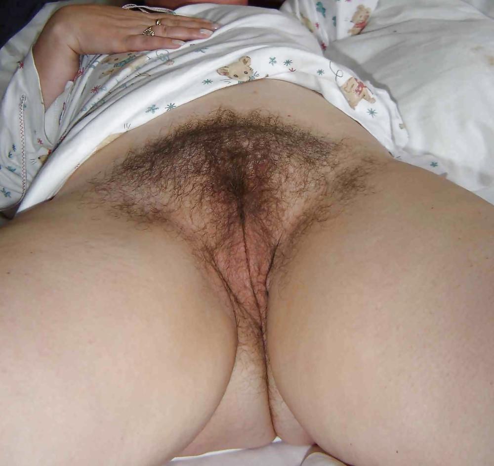 25P Natural pussy fluff