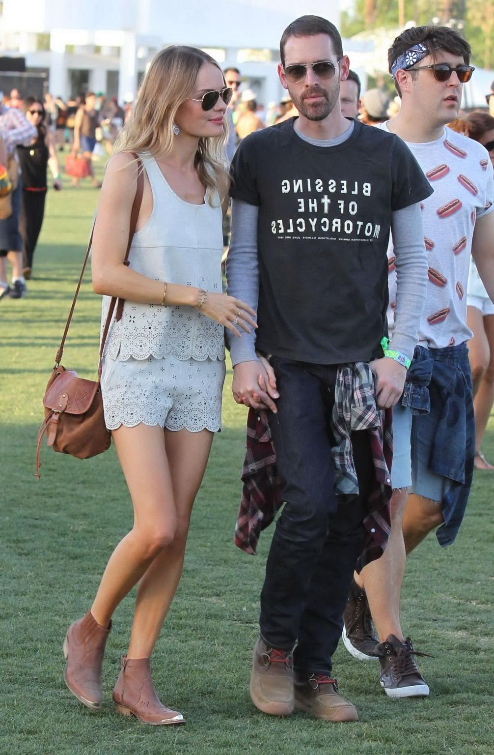 16P Kate Bosworth leggy wearing retro shorts and top at Coachella Music and Arts Fes