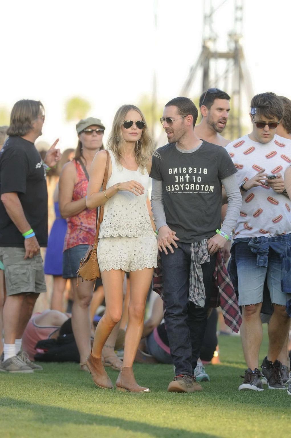 16P Kate Bosworth leggy wearing retro shorts and top at Coachella Music and Arts Fes