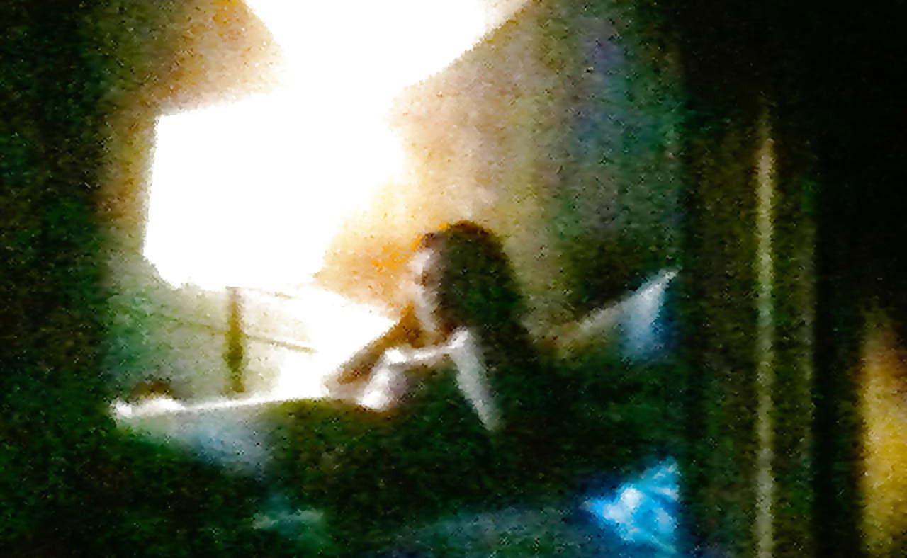 10P Kristen Stewart sexy bikini body and topless photos