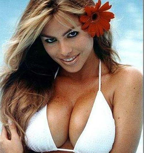 10P Sofia Vergara posing topless and sexy lingerie photos