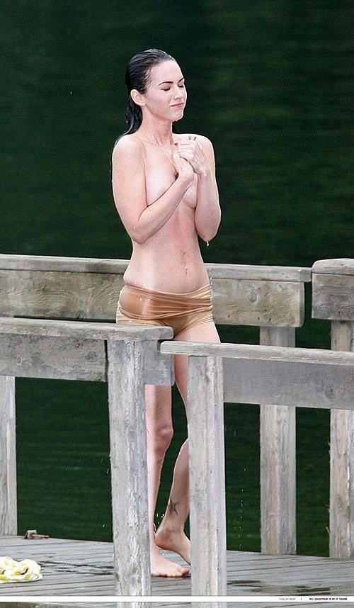 15P Megan Fox very sexy topless and hot lingerie photos