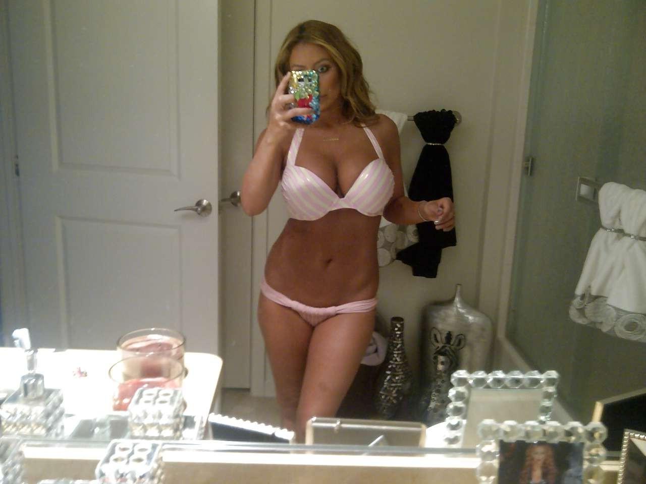16P Aubrey O'Day posing in various bikinis and topless selfshoot for Twitter