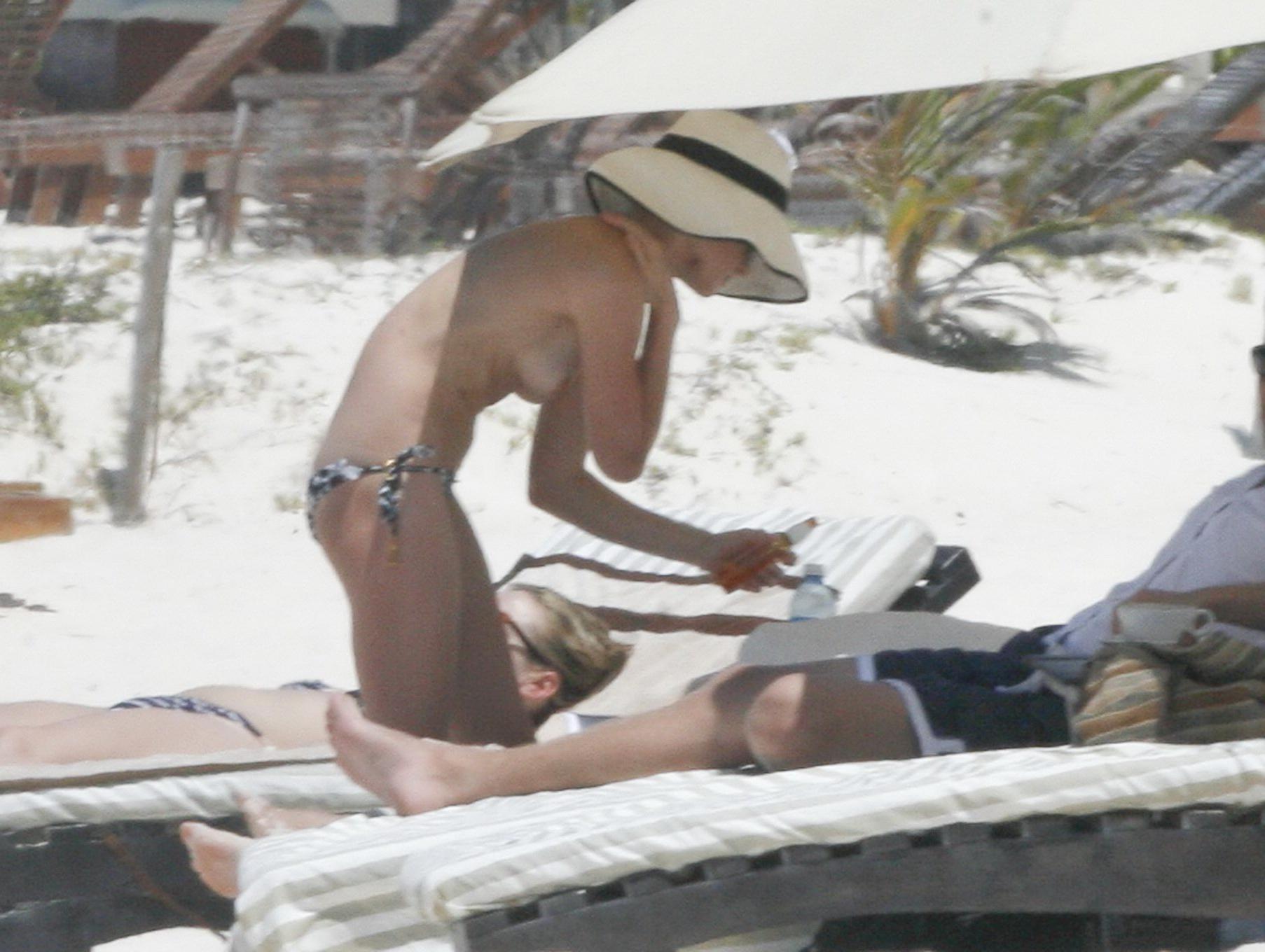 16P Kate Bosworth topless on the beach in Cancun Mexico