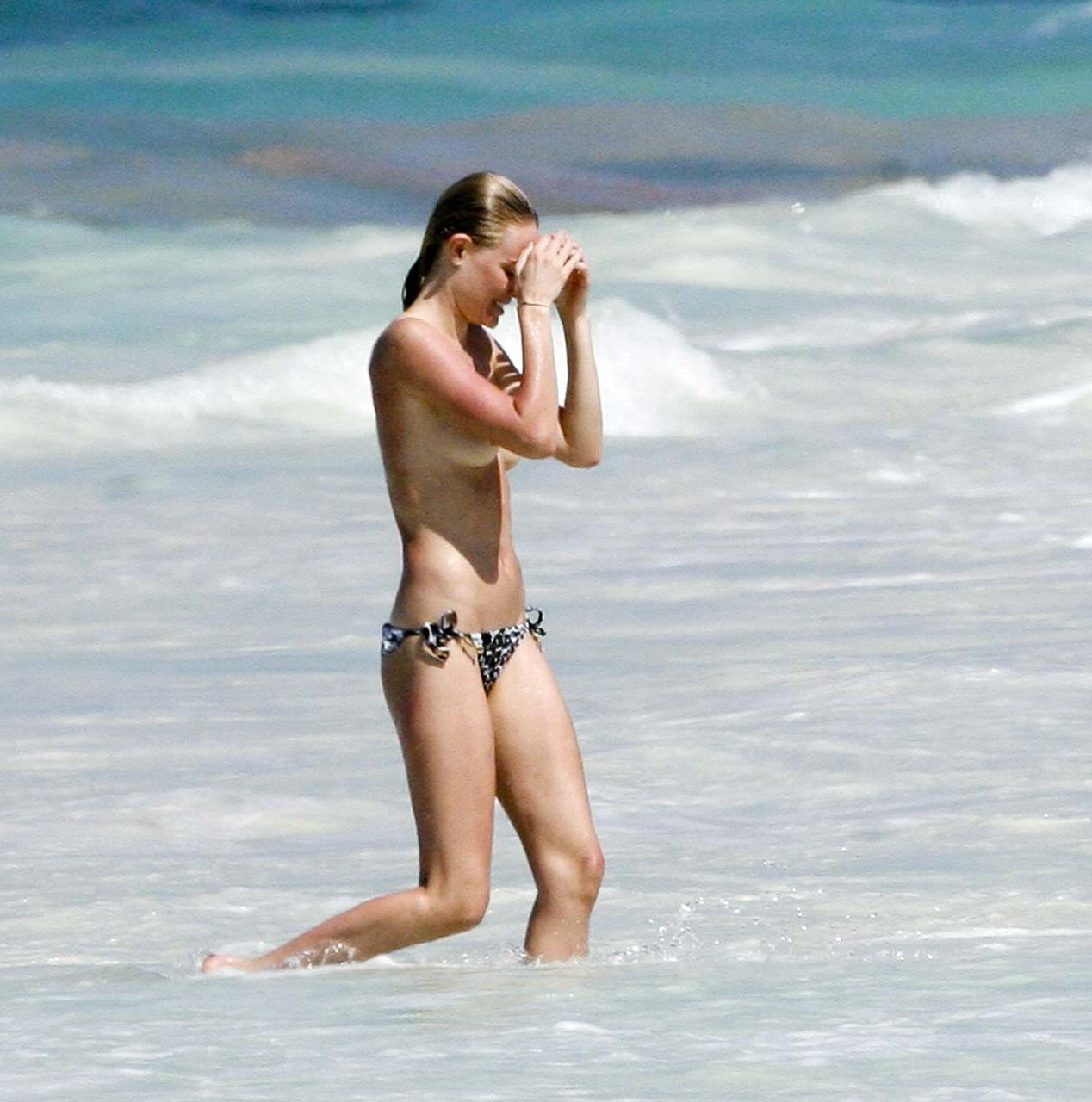 16P Kate Bosworth enjoying on beach in topless and exposing her sexy bikini body