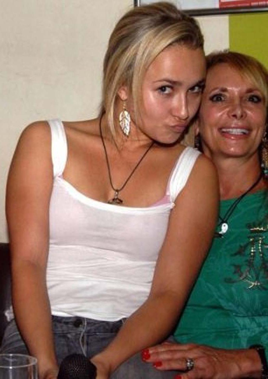 16P Hayden Panettiere looking fucking sexy and hot on paparazzi photos