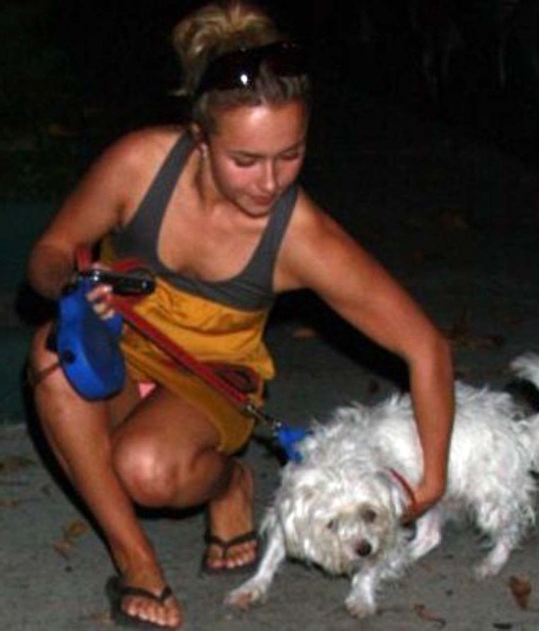 16P Hayden Panettiere looking fucking sexy and hot on paparazzi photos