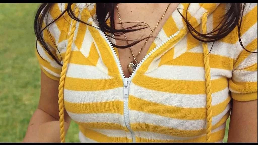 10P Megan Fox topless and kissing with another girl in lesbian sex scene