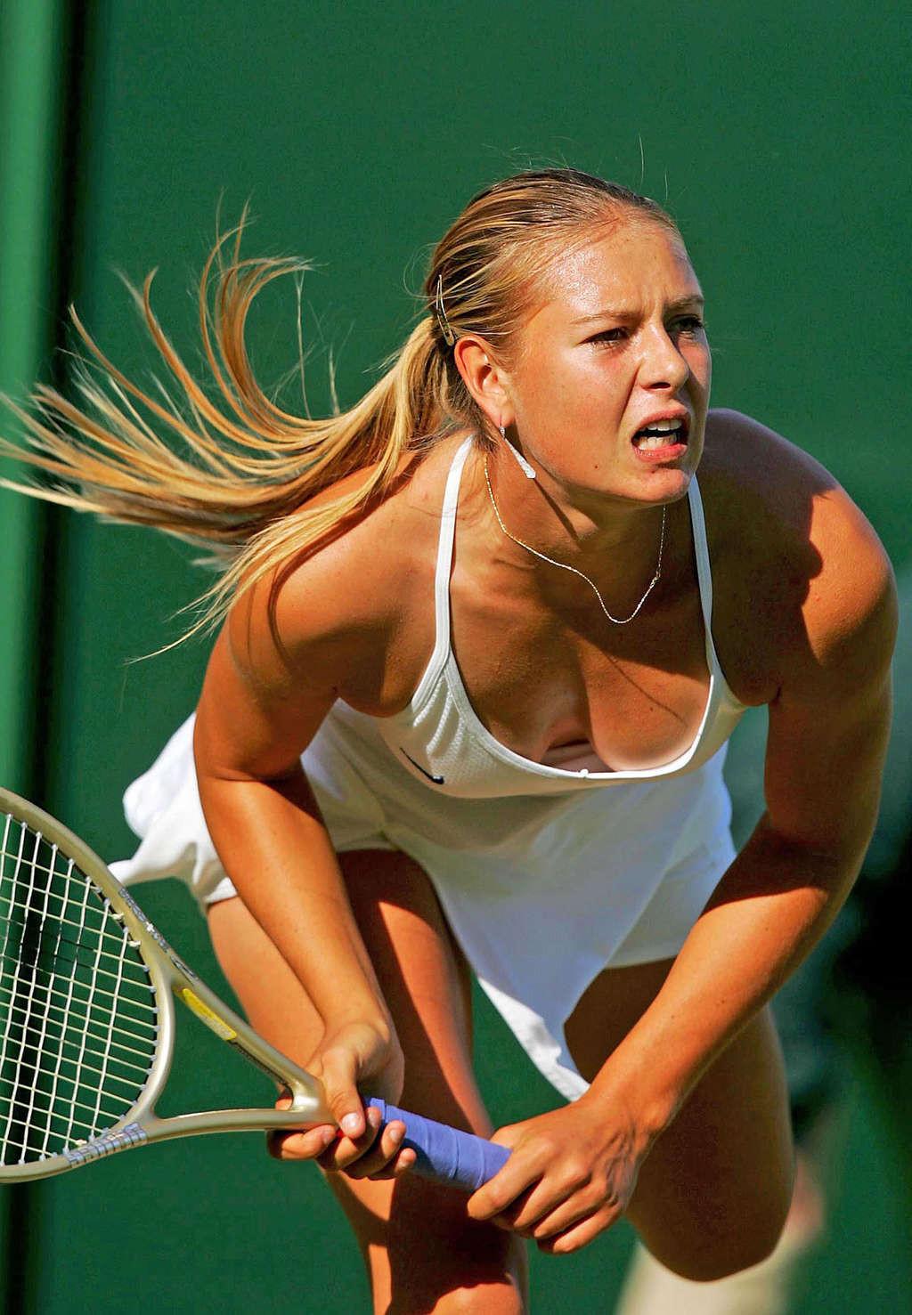 15P Maria Sharapova nipple slip while play tennis paparazzi shoots