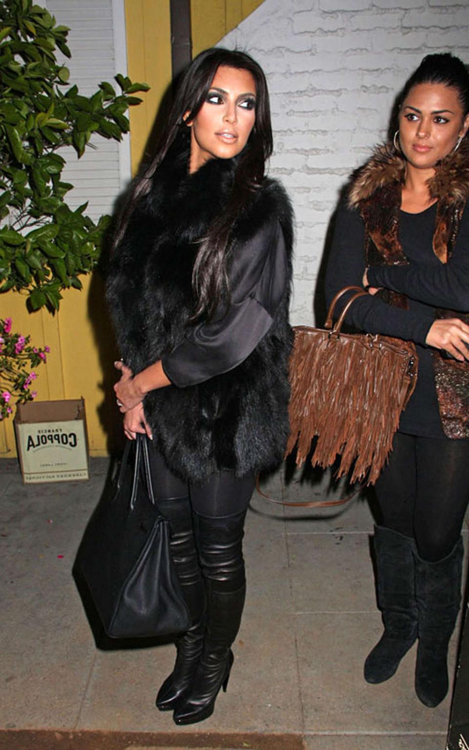 16P Kim Kardashian topless and all in black and high boots