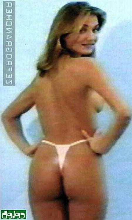 15P slender actress Cameron Diaz topless