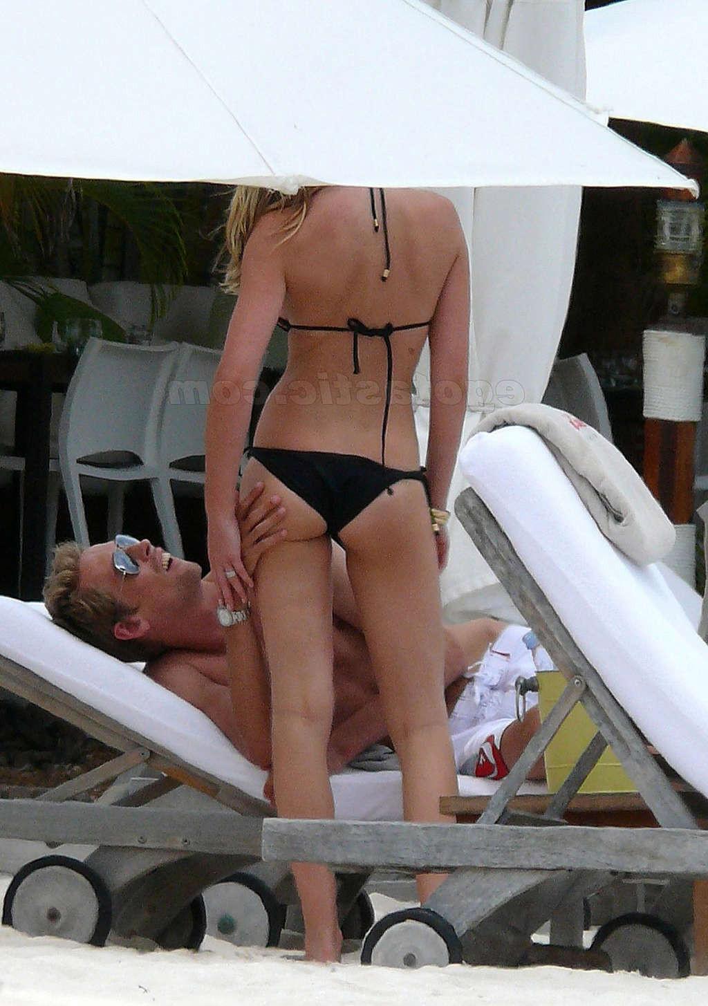 16P Abigail Clancy enjoying on pool in topless and showing sexy body in bikini