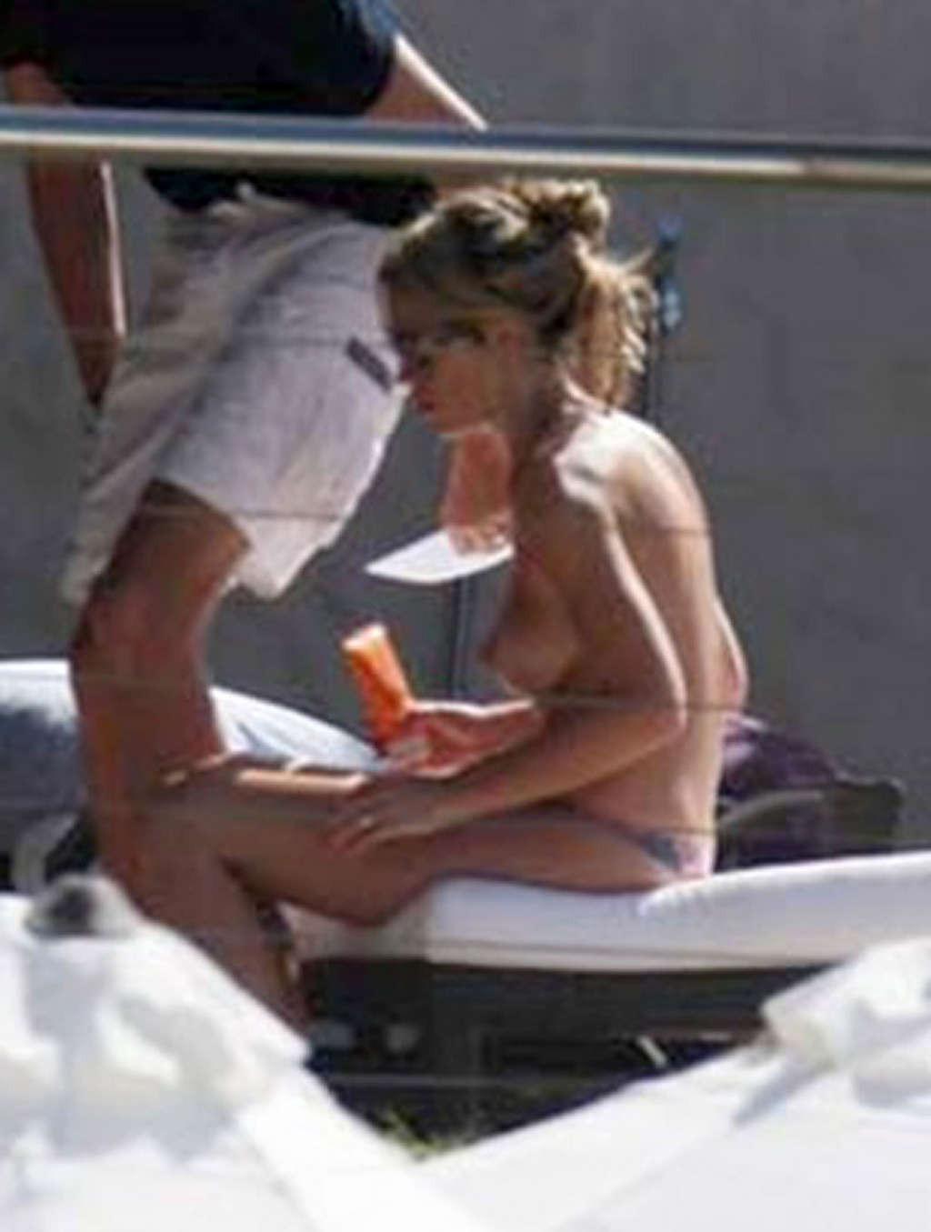 16P Abigail Clancy enjoying on pool in topless and showing sexy body in bikini