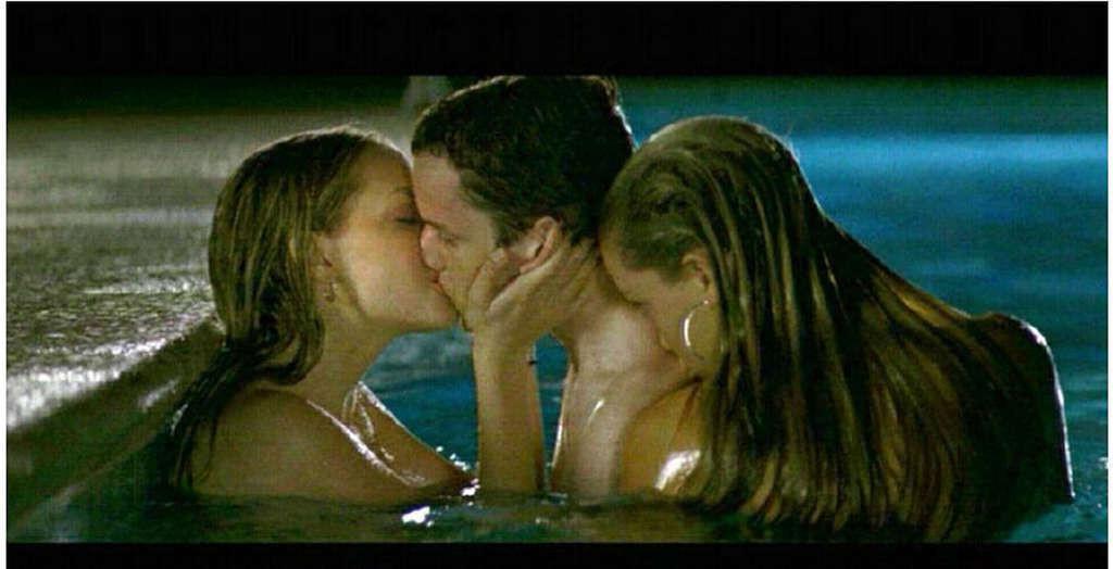 10P Amber Heard topless