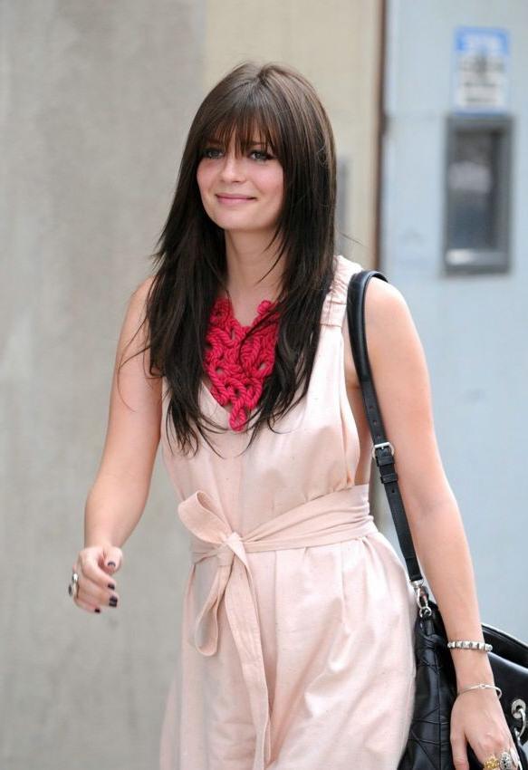 15P Actress Mischa Barton topless and showing her tits in seethrough