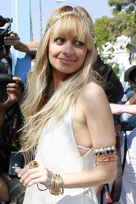 16P Nicole Richie nude topless and flashing panties