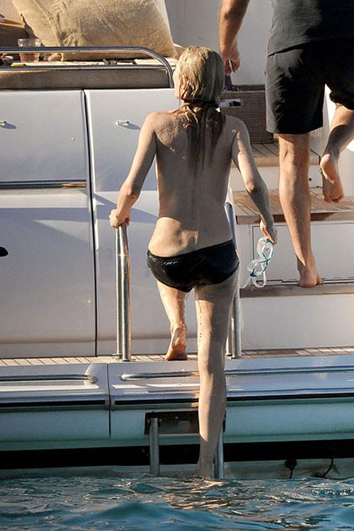 16P Kate Moss with her friends on topless party on yacht exposing their nice tits