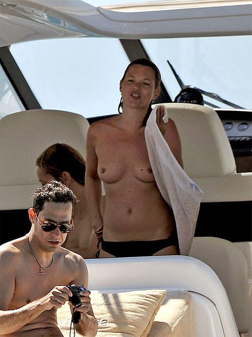 16P Kate Moss with her friends on topless party on yacht exposing their nice tits